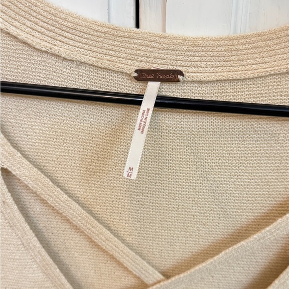 Free People Cream Knit Top with Criss-Cross Detail Size M. - Picture 3 of 8